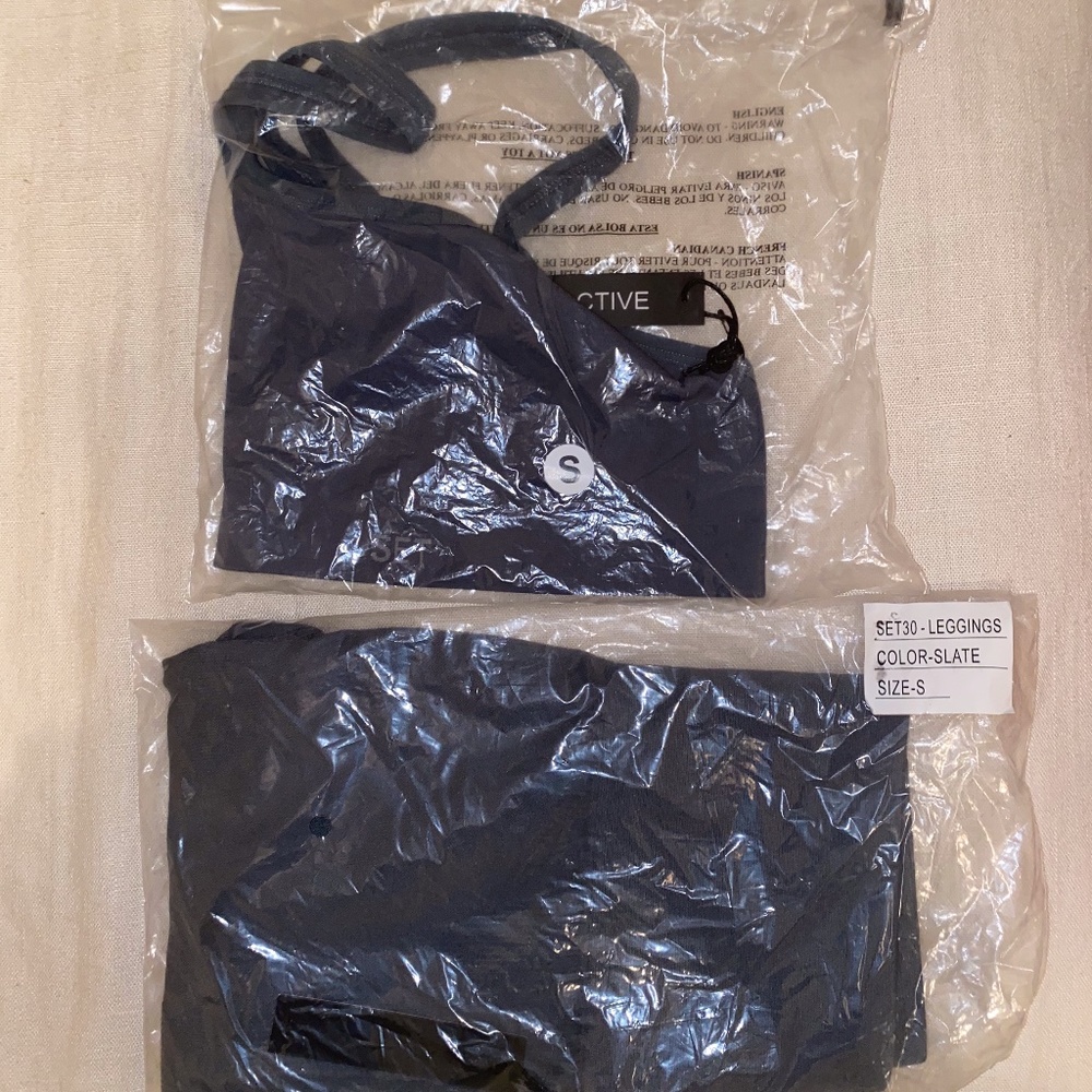 SET active Sculptflex Box X and Leggings Set